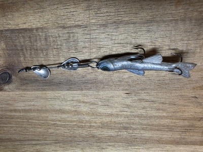 This fishing lure is a vintage Mepps Comet Mino, likely from the 70s MFG France