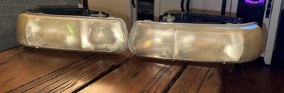 0EM GM Chevrolet Front Headlight Assemblies RH & LH 00-06 Tahoe Suburban Yukon