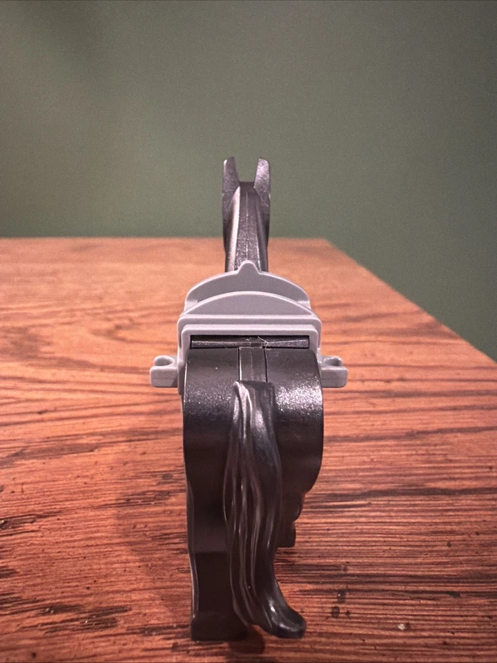 LEGO Black Horse – Movable Legs / Red Eyes / LOTR Ringwraith With Saddle - Image 4 of 4