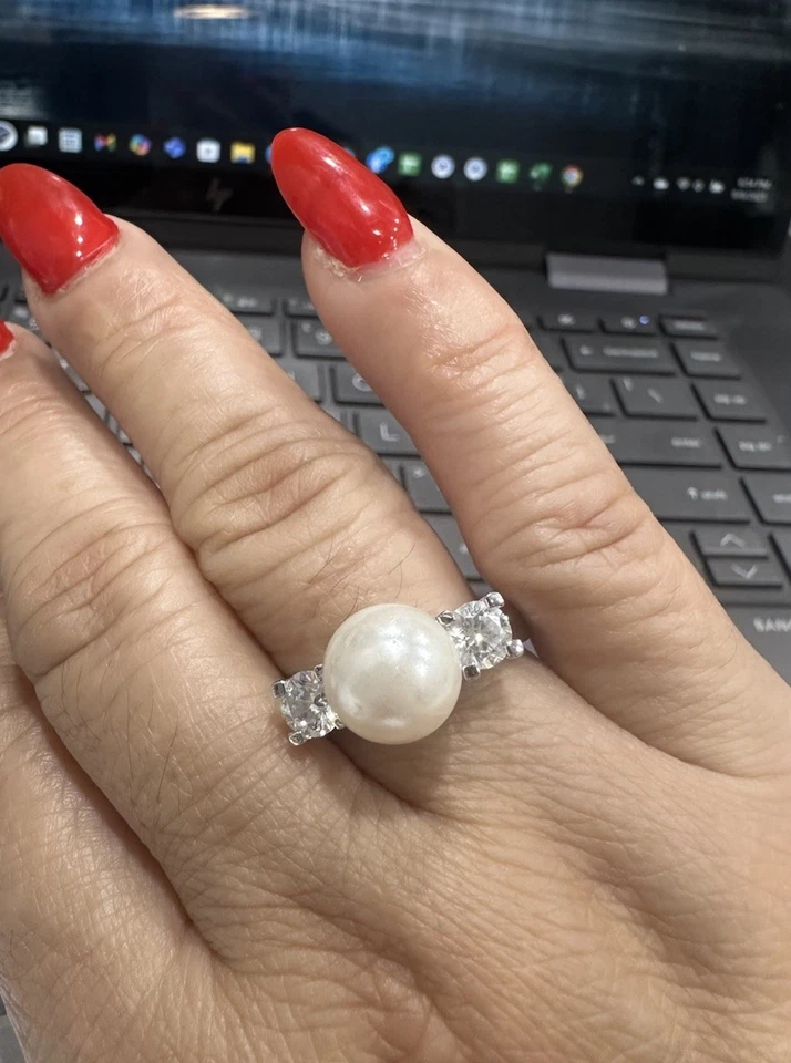 Anillo para mujer Park Lane tono plateado único imitación circonita cúbica perla talla 8 detalles firmado Foto 4 de 4