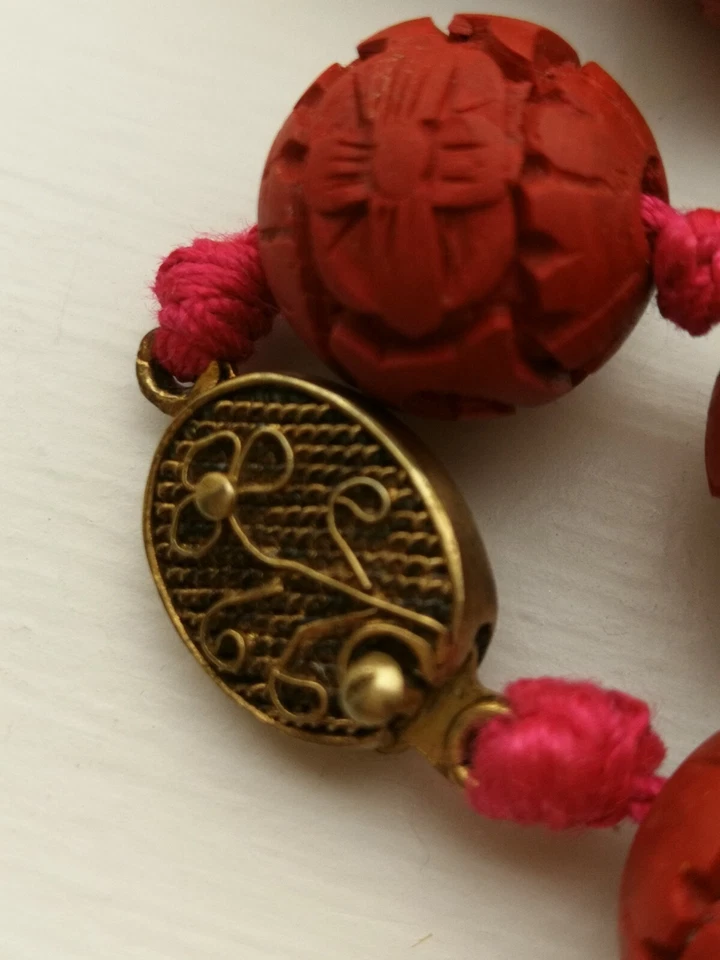 Vtg/Antique Chinese Carved Red Cinnabar Necklace 30" Knotted Filigree Clasp - Image 2 of 4