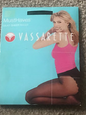 New Vassarette MustHaves Silky Sheer Hi Cut Panty Lace Trim Medium Black 5290