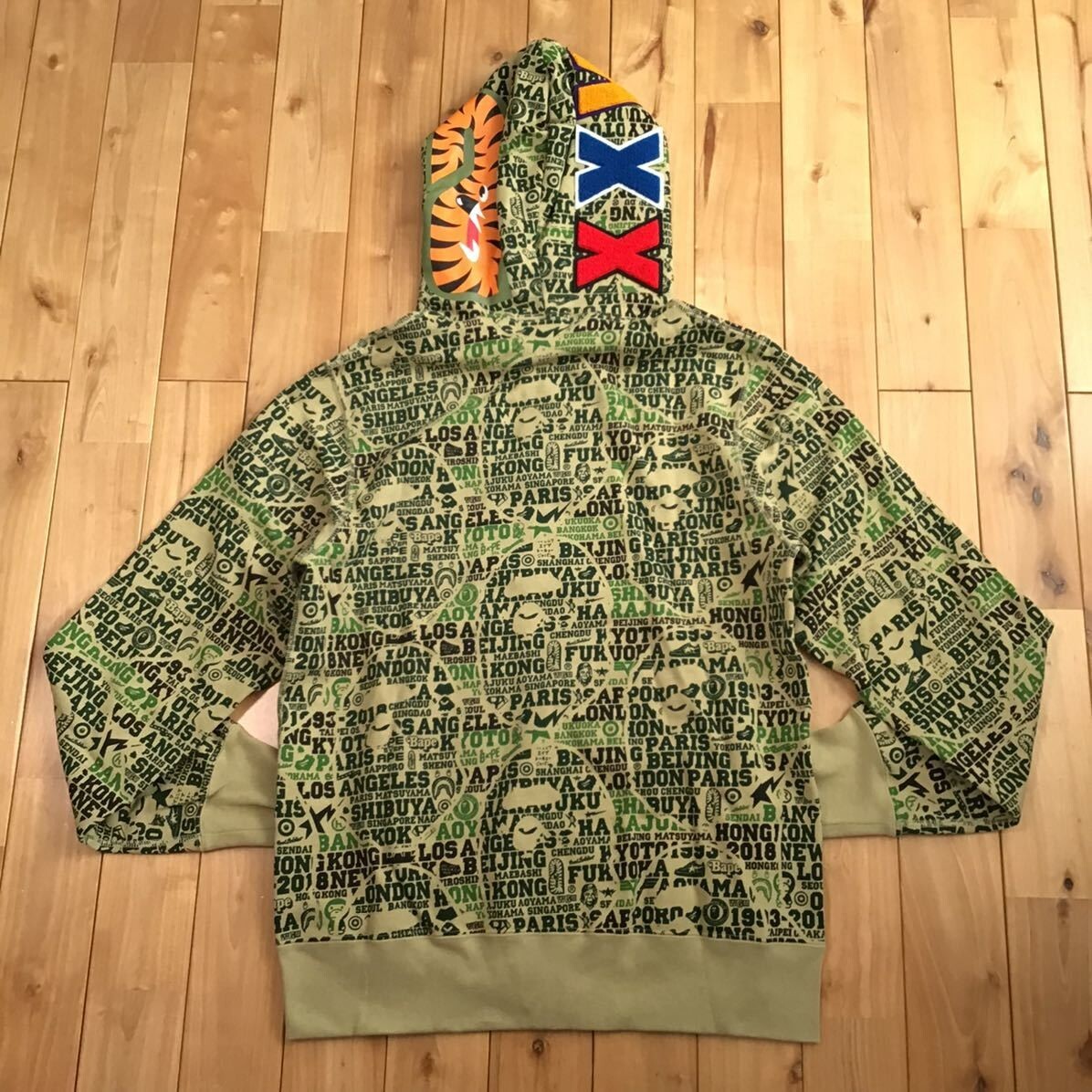 BAPE XXV CITIES CAMO green shark full zip hoodie ape 25th A BAPE XXV CITIES CAMO green shark full zip hoodie ape 25th A