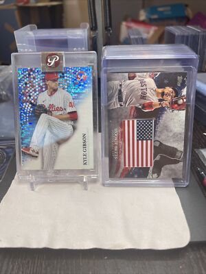 2022 Topps Pristine Kyle Gibson Blue Refractor Encased #17/75 & Mookie Bets Flag