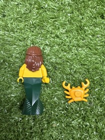 Lego Castle Pirate Mermaid Minifigure 6299 Green Tail.   d2