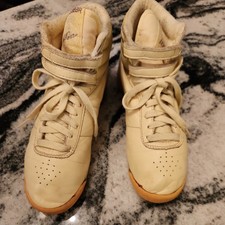 Vtg LA Gear Hi Top Sneakers Shoes Sz 7.5 Women’s Yellow 80’s Nostalgic