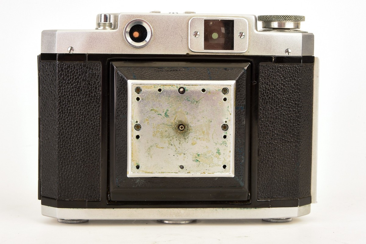 Mamiya 6 IV Rangefinder 6x6 120 Roll Film Camera - Zuiko 7.5cm f