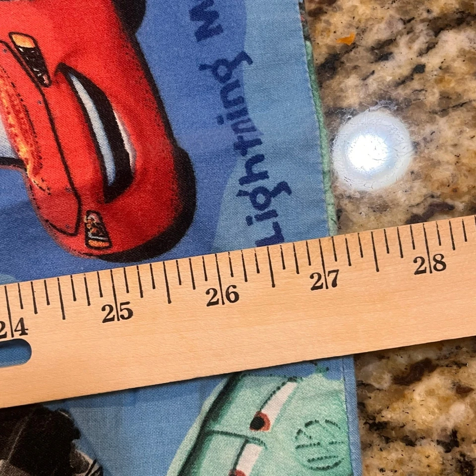 Funda de Almohada Vintage Disney's Cars Radiador Muelles Coches Impresión Rayo McQueen Foto 4 de 4