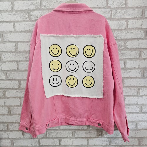 NWOT Women's Fantastic Fawn size M Pink Denim Jacket Large Smiley Faces Patch