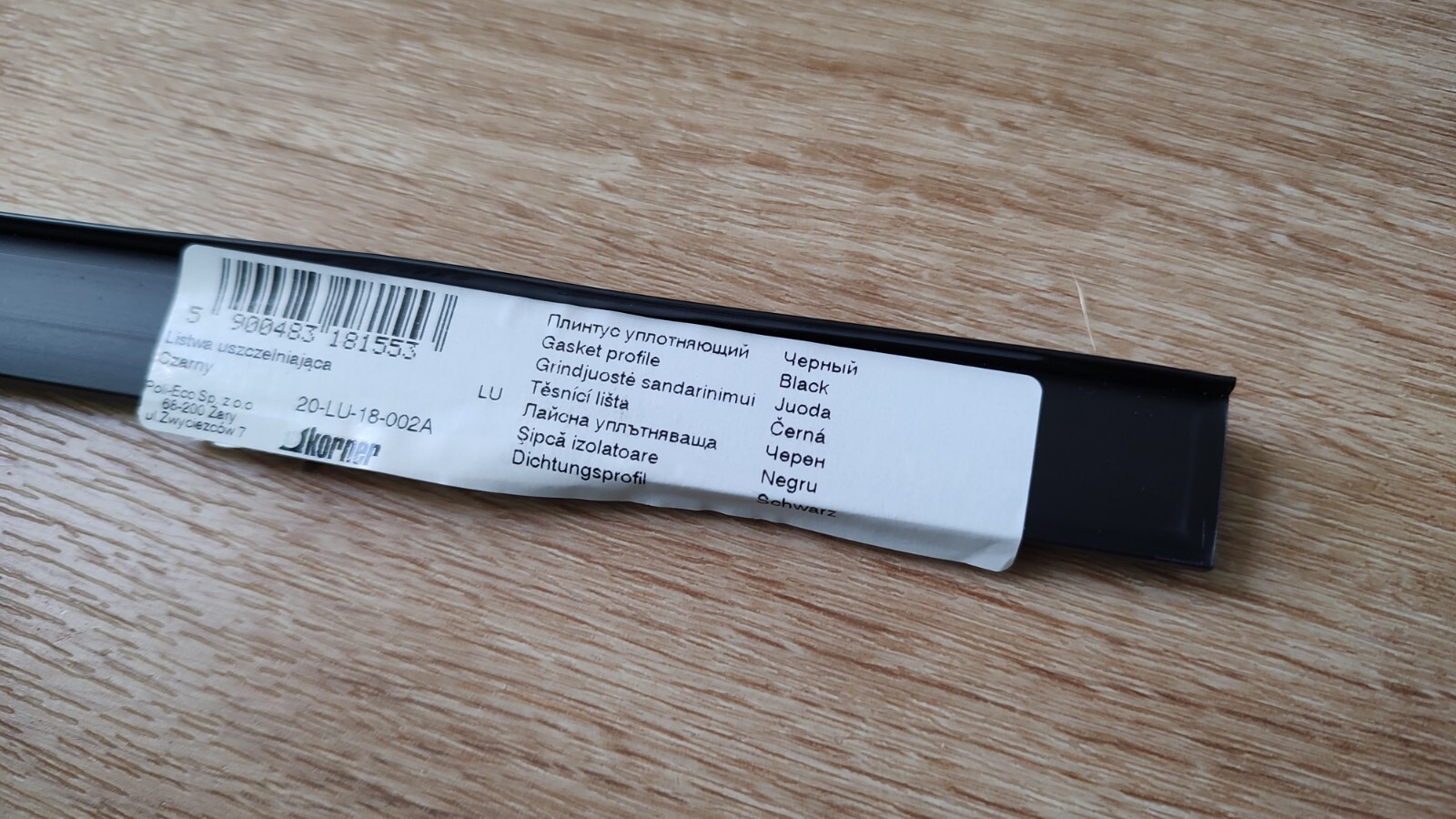 12m (4x 3m) kitchen plinth/kickboard sealing strip 18mm black eBay