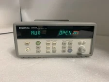 HP 34970A DATA ACQUISITION SWITCH UNIT With Agilent 34901A 20-Channel MUX