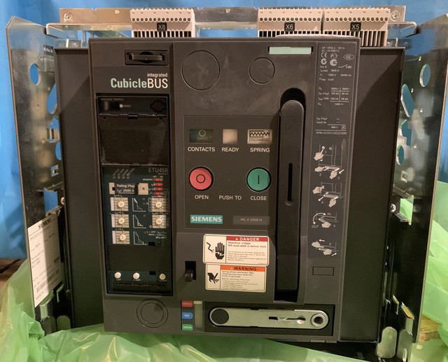 SIEMENS WL 3WL92124AE310AA1 2500 A CIRCUIT BREAKER 690V 3P for
