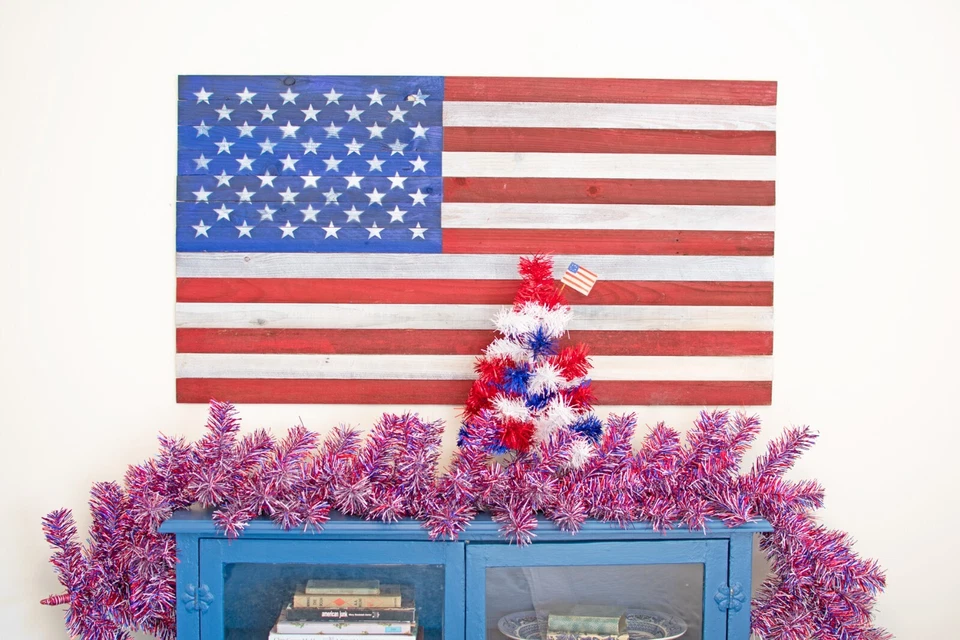 Guirnalda de Navidad de 12 pies de largo, botín de cepillo de oropel colorido y follaje con cable sin encender Foto 3 de 4