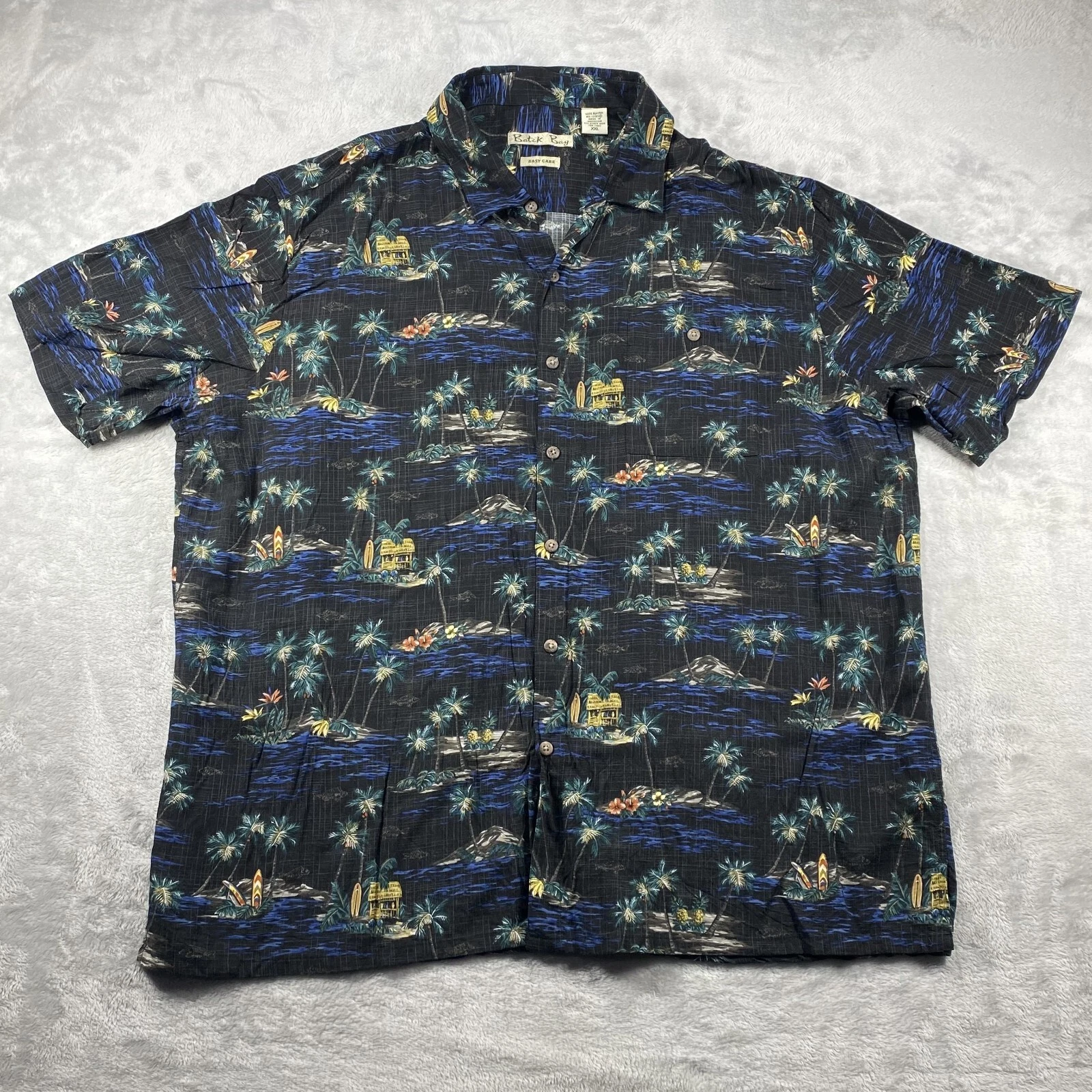 Batik Bay Mens 2XL Wood Button Hawaiian Shirt Black W/ All Over Beach Scene