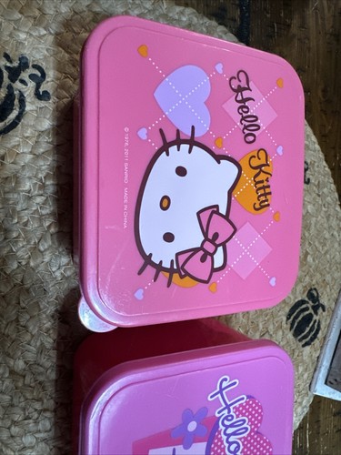 Vintage Hello Kitty Sandwich Boxes @2011-@2010 - Picture 2 of 8