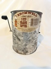 Vintage Bromwell 3 Cup Crank Sifter Made in USA