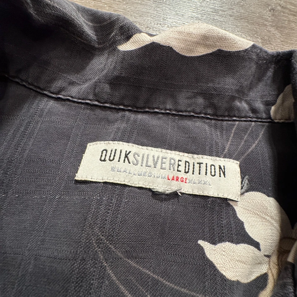 Camisa De Colección Quiksilver Para Hombres Grande Estampado Floral Hawaiano Surf Seda Cuello Lazo Foto 4 de 4