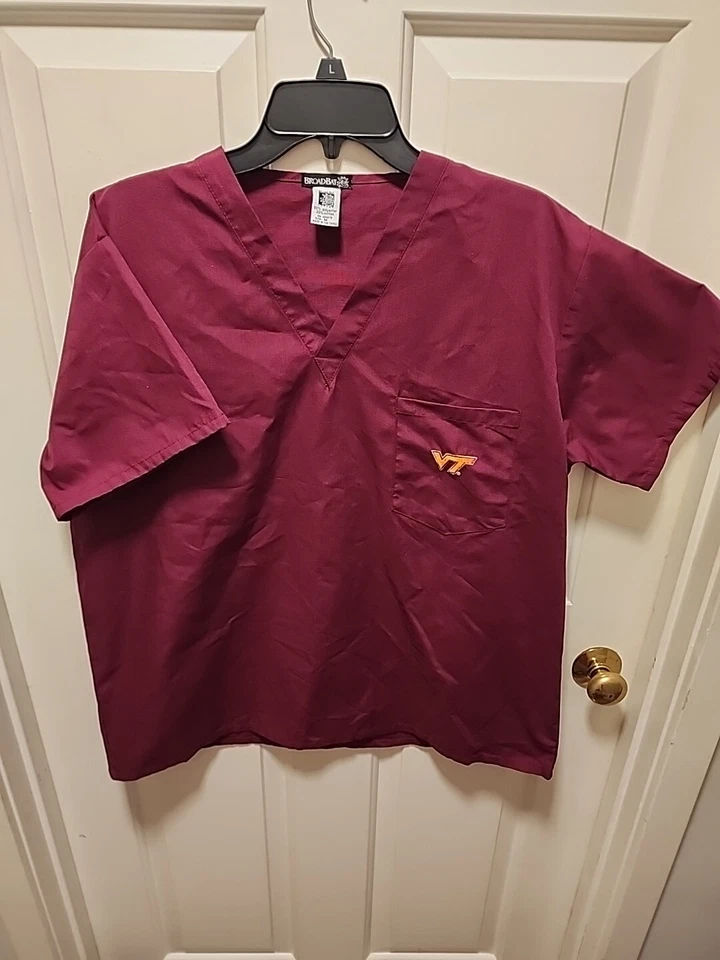 Blusa Médica Virginia Tech Granate, Bahía Ancha Talla Mediana Para Mujer, Manga Corta Foto 3 de 4