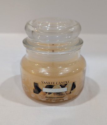 Yankee Candle French Vanilla Housewarmer Jar 9.5 Oz NEW Never Burnt Ships Free
