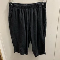 Woman Within Capris Grey 1XLP waist 34” inseam 17” Worn one time stretchy pocket