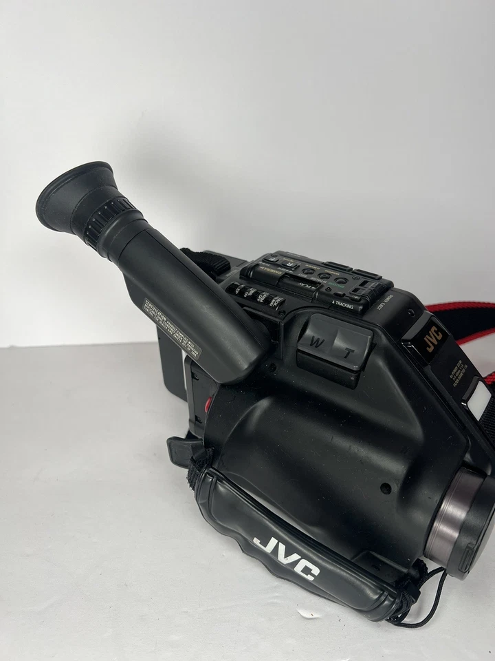 JVC GR-AX7 Compact VHS-C Video Movie Camera Camcorder W/Battery TESTED Works  - Image 2 of 4