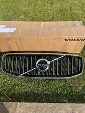 Volvo XC60 Grille with Camera Mount. Part No 32368148