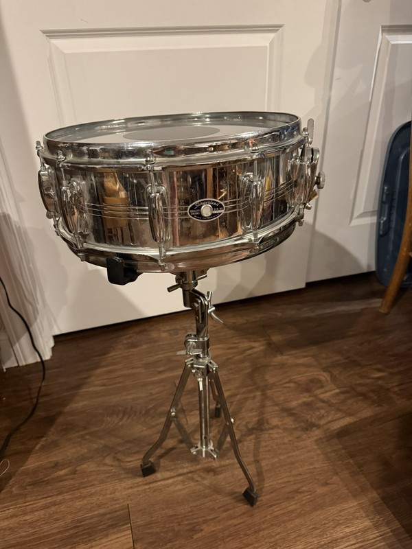 Slingerland 6.5 x 14 Chrome Snare Drum - 8 lugs
