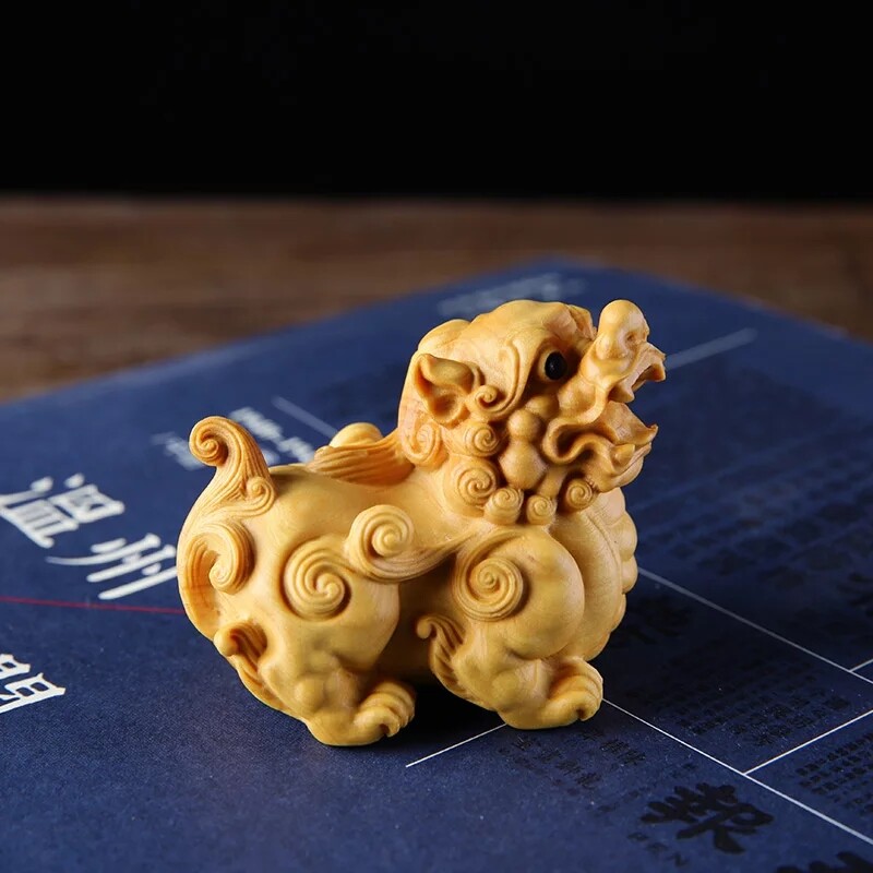 Chinese Boxwood Huang-yang wood carving Pixiu statue 黄杨木貔貅 | eBay