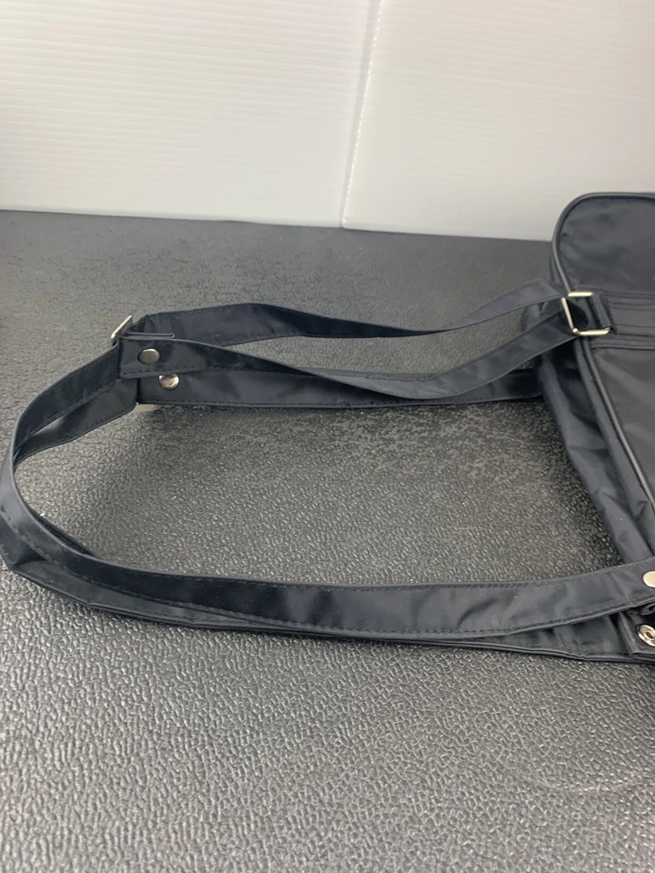 Unique Travel Bag With Map of Hawaiian Islands on wheels for easy handling - Image 3 of 4