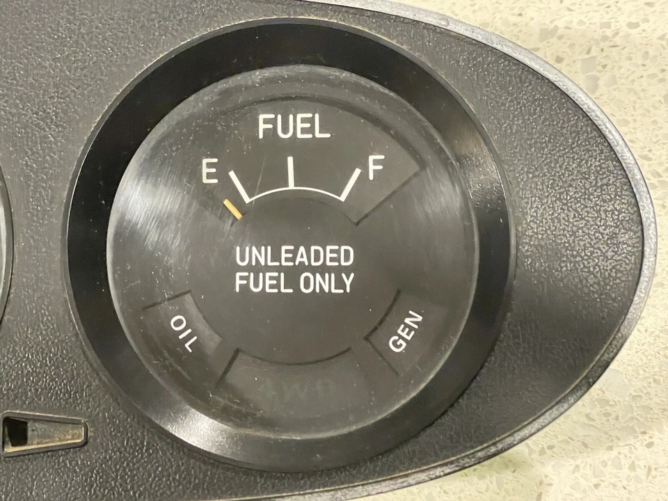 Chevrolet Luv 1973 1974 1975 1976 cuadro de instrumentos 59 k millas 83110-337-0 fabricante de equipos originales🟠 Foto 4 de 4