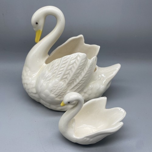 Vintage 80’s Ceramic Swan Cream Trinket Dish Holland Mold
