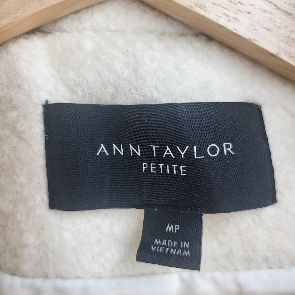 Ann Taylor Petite Coat Womens Medium Petite Ivory Boucle Wool Blend Snap Front - Image 2 of 4