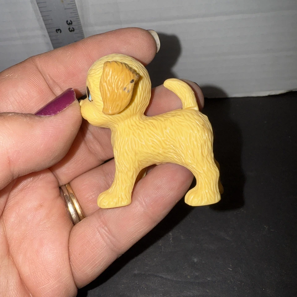 Muñeca Barbie Mattel 2009 entrenamiento para ir al baño cachorros hombre niño perro levanta pierna para orinar  Foto 4 de 4