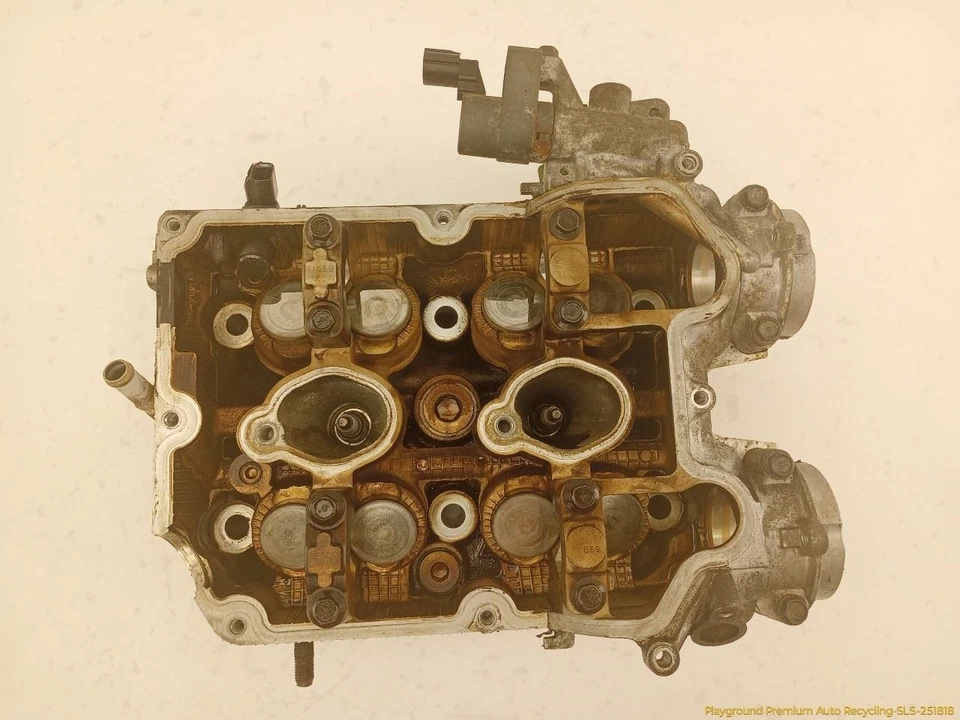 Culata motor derecho pasajero Subaru Legacy 2,5 L 4 cilindros 2006-2007 06  Foto 2 de 4