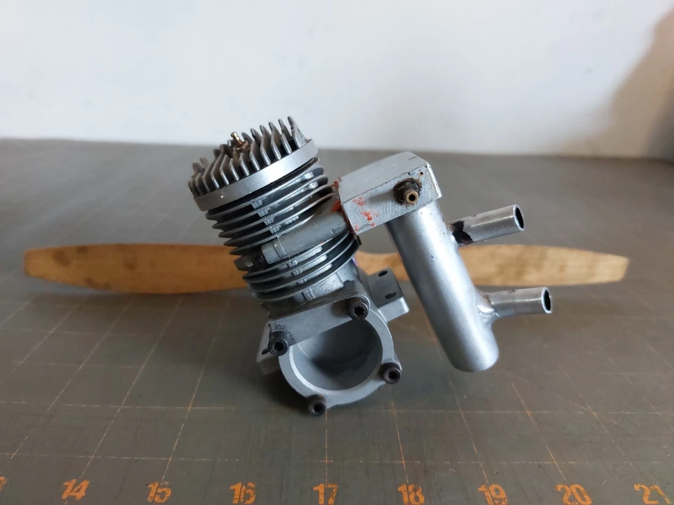 Evolution .61 61 Two Stroke RC Remote Control Airplane Engine China - Image 4 of 4