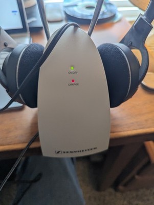 Sennheiser TR120  Wireless Headphones W/Base Power Supply PARTS ONLY