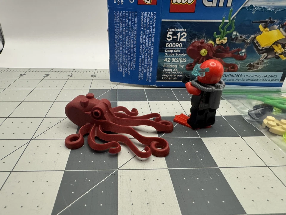 LEGO City Deep Sea Scuba Scooter 60090 100% Complete with Instructions - Image 3 of 4