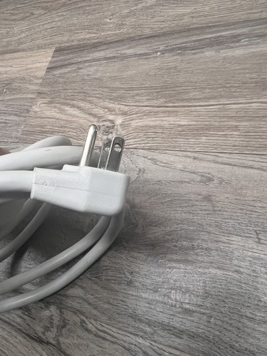 Philips Surge Protector 8 Outlets 6 ft Cord Electric Child Safety SPP3222-Tested - Picture 6 of 7