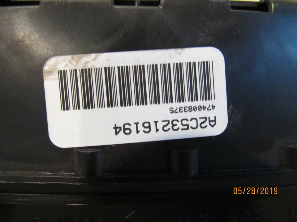 2007 2008 Chrysler 300 Speedometer Instrument Gauge Cluster 05172056AE OEM - Image 3 of 4