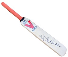 Signed Michael Vaughan Mini Cricket Bat Ashes England World Cup Yorkshire