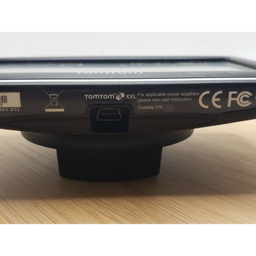 TomTom XXL Widescreen GPS N14644 US and Canada 310 works great - Picture 3 of 10