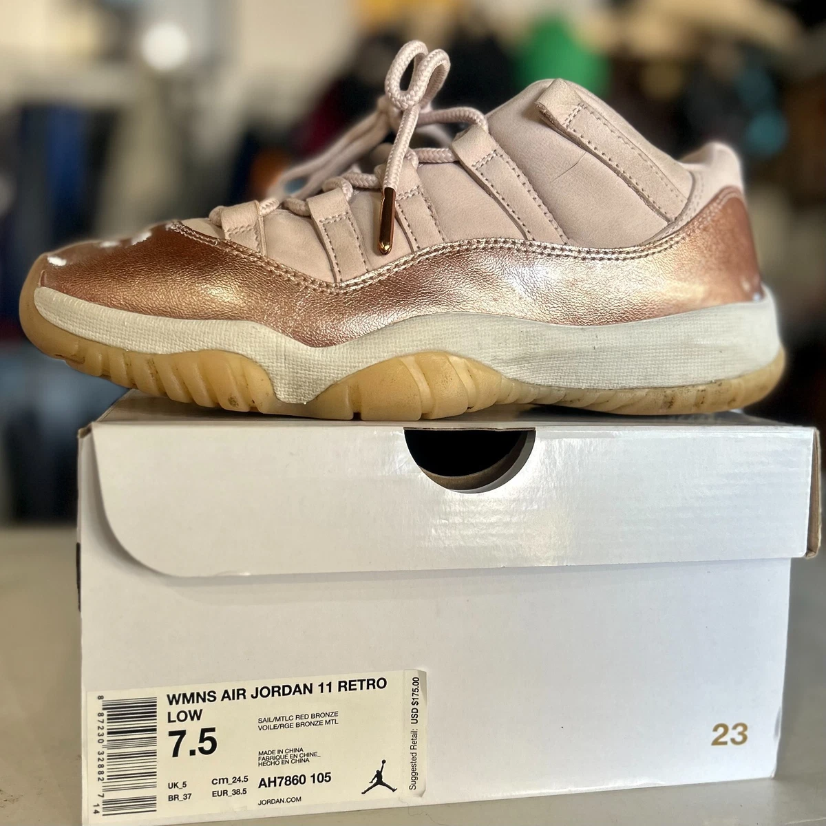 Metallic red store jordan 11