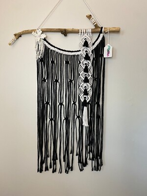 Macrame Wall Hanging Boho Style Tapestry Art - Black/White