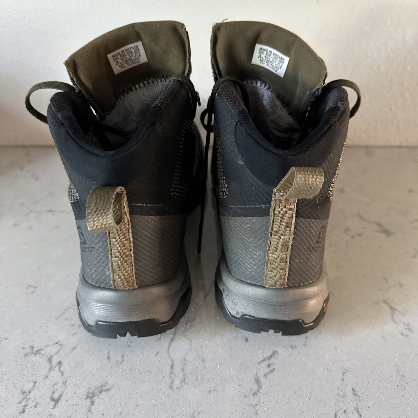 Scarpe da trekking Salomon Outline GTX Mid W US 9 5 Gore Tex 404763