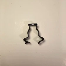 (33 pcs) ERICO CADDY 6M CUNDUIT CLIPS FOR 3/8" RIGID COUNDUIT AC MC OR BX