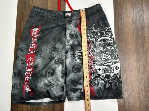 MMA Elite Mens Size M Gray Smoke Skull Iron Cross Pattern Shorts Drawstring - Picture 7 of 10