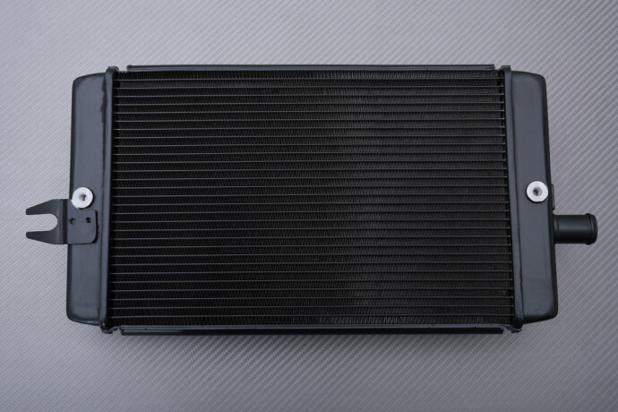 Radiateur eau Triumph Bobber 1200 pour remplacer une pièce fuite ou endommagée