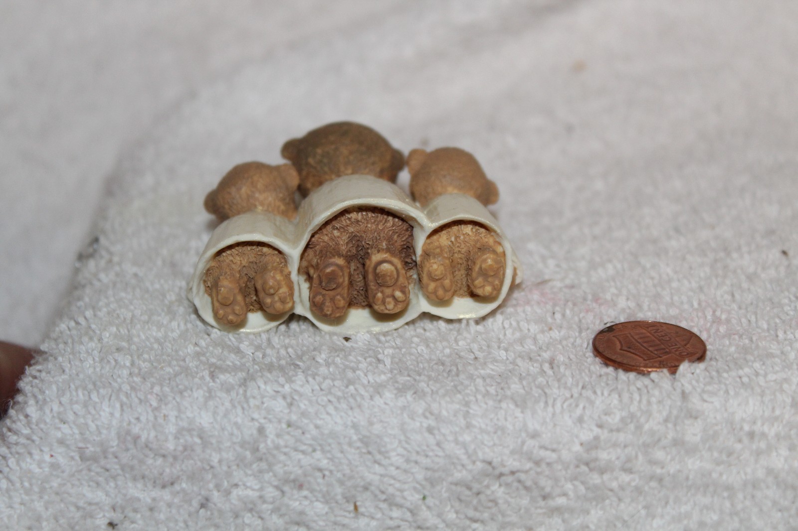 1991 Hallmark Christmas ORNAMENT Tender Touches CHOIR Group GLEE CLUB