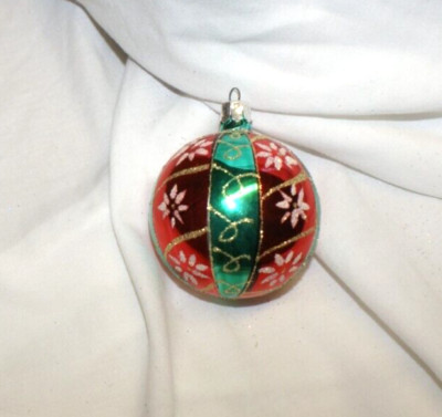 VTG Swirl Snowflake Christmas Ornament Shiny Red Green Iridescent Glitter 2.75''