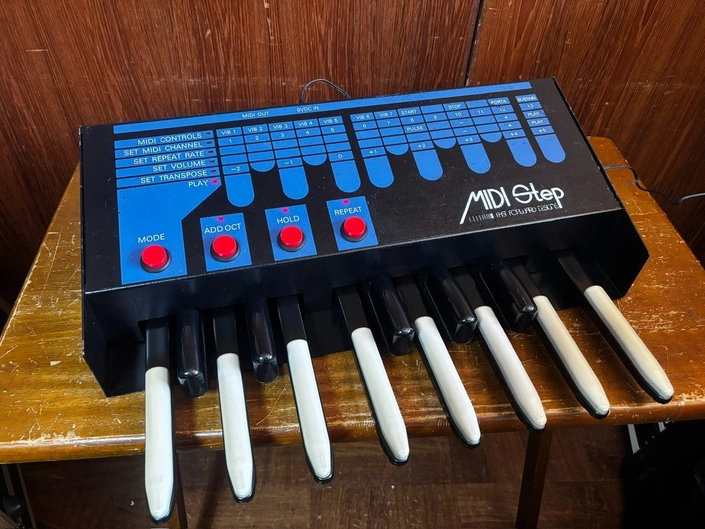 Hammond / Suzuki Midi Step MIDI BASS PEDAL w/ power supply | eBay